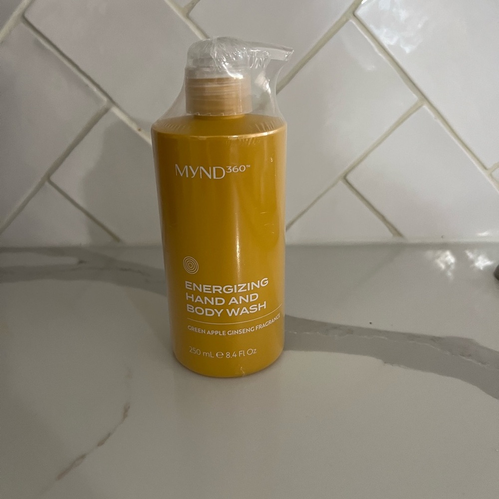 MYND360 Energizing Hand and Body Wash - Vibrant New